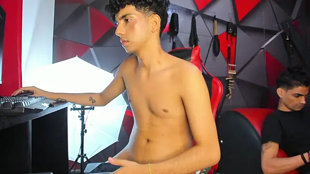 Hot_Boys_Without_Limits live sex cam