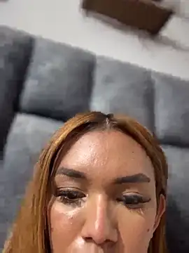 Nikol_Rang__ live sex cam