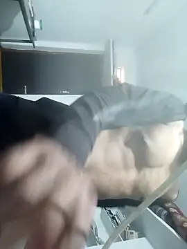 KiranTheBull live sex cam