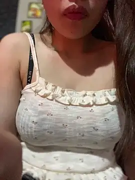 kitty-20x's cam snapshot