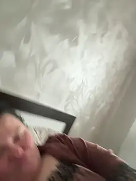 SunnyLeila2101's cam snapshot