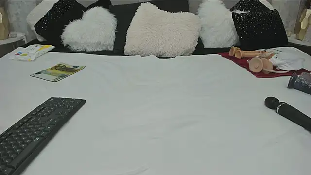 boobies4fun's cam snapshot