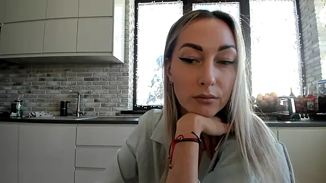 StarryHanna's cam snapshot