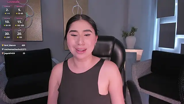 MayaMoretti_'s cam snapshot