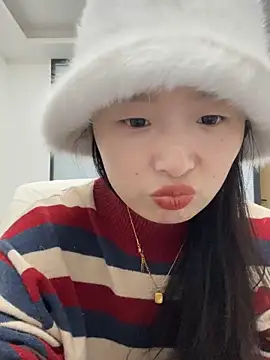 Qrooo's cam snapshot