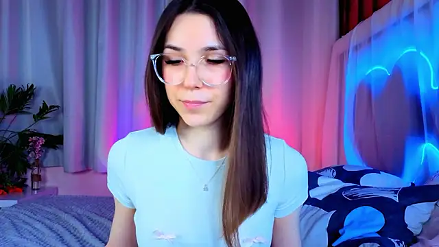 -CindyLou's cam snapshot