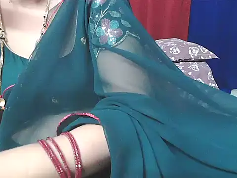 sunitha-3's cam snapshot