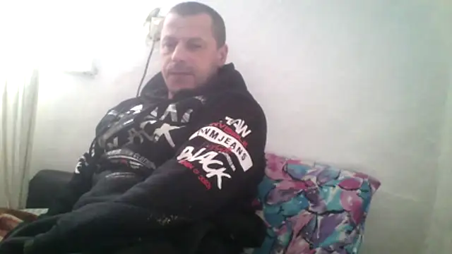 Ivan9iutt live sex cam