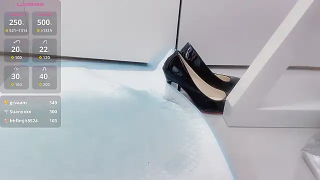 Fioriy66's cam snapshot