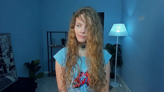 RayaNenlia's cam snapshot