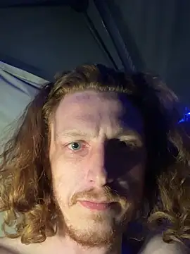 BIGxRED live sex cam