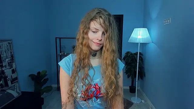 RayaNenlia's cam snapshot