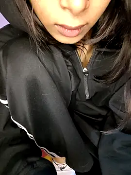 -AYUSHI01's cam snapshot