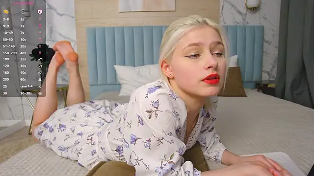 SandyShayes live sex cam