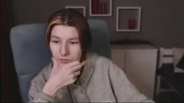 guitarandangell's cam snapshot