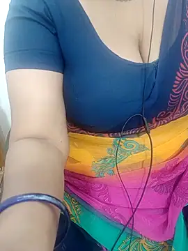 Tamil_aishu09's cam snapshot