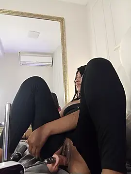 Kaylachannell's cam snapshot