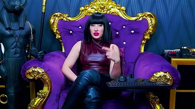 LaraMaeve's cam snapshot