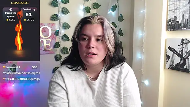 Nika_1_'s cam snapshot