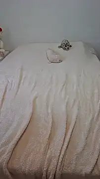 Larissa4U live sex cam