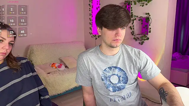 RobertAndLinela live sex cam