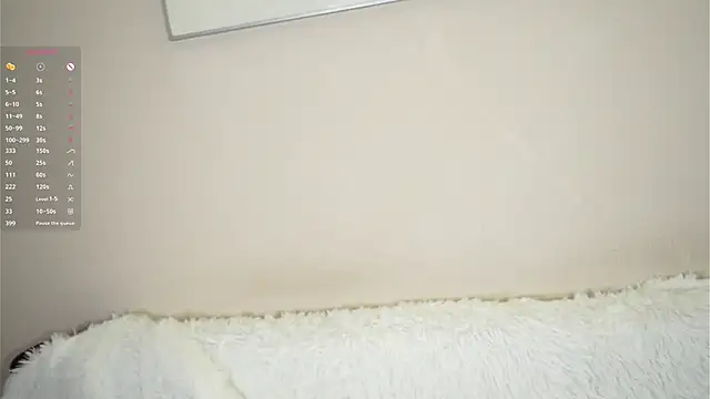 LoraLynn's cam snapshot