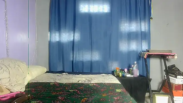 ebonydelights's cam snapshot