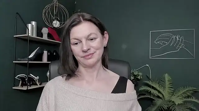 VivianWILD's cam snapshot