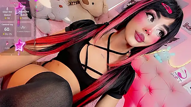 Cute_Roxxy live sex cam