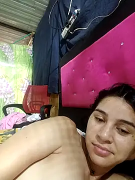 Mia_axell live sex cam