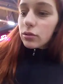 Lily_Viola's cam snapshot