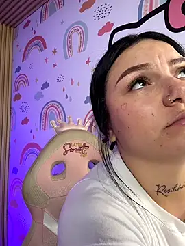 Megaan__More's cam snapshot