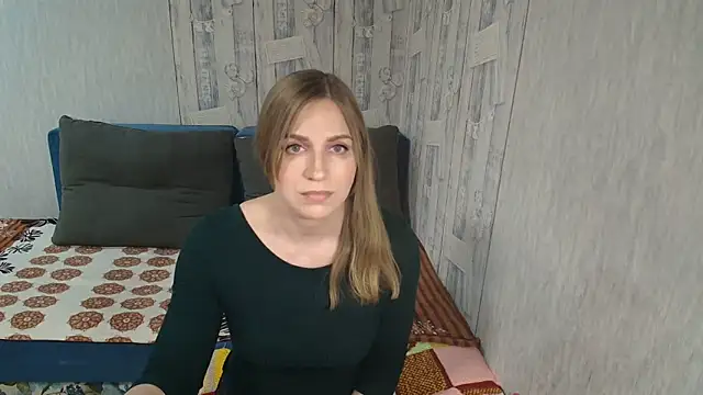 Pilly_green_'s cam snapshot