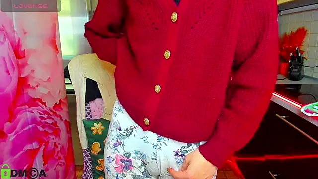 TayanaJons's cam snapshot