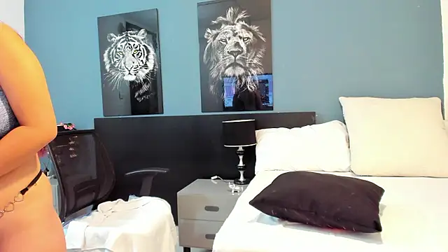 kylieBensoon's cam snapshot