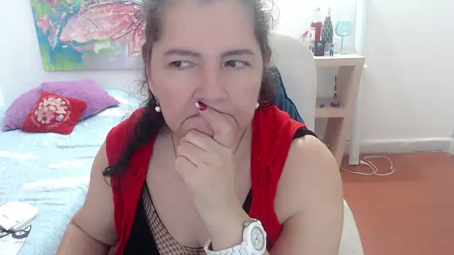 leonela_69's cam snapshot