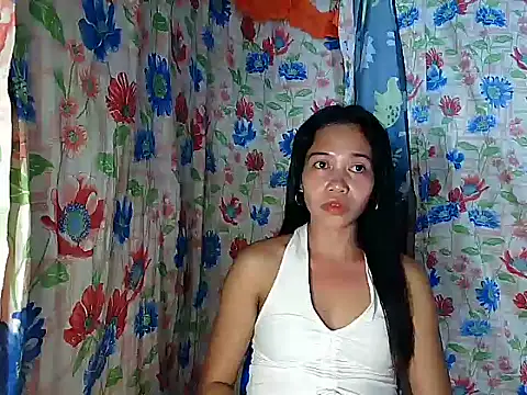 PinaySkinnyGirl's cam snapshot