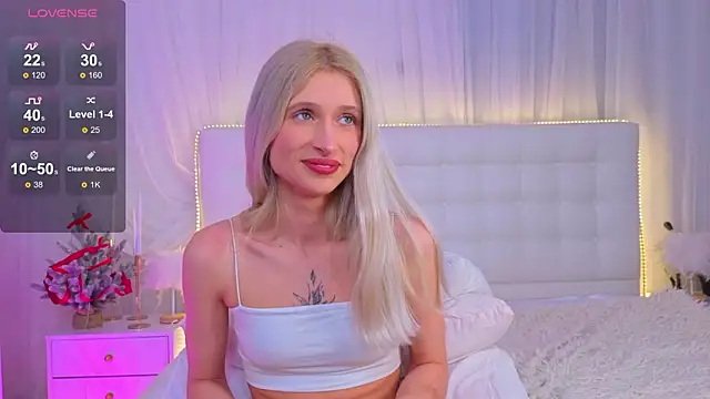 Monica_Leen's cam snapshot