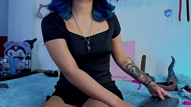 zoelight18's cam snapshot