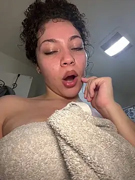 ladylavish live sex cam