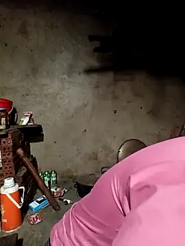 quynhkoolbae's cam snapshot