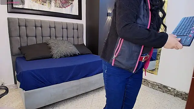 Andre_cloefoxx_'s cam snapshot