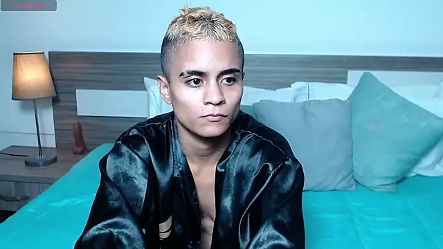 Liiamthompson's cam snapshot