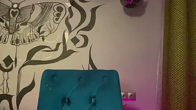 mally_luxxx's cam snapshot