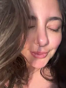 sukhakunis1's cam snapshot