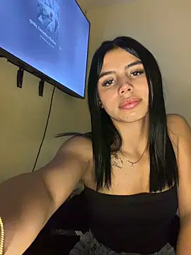 Laura-Khalifa live sex cam