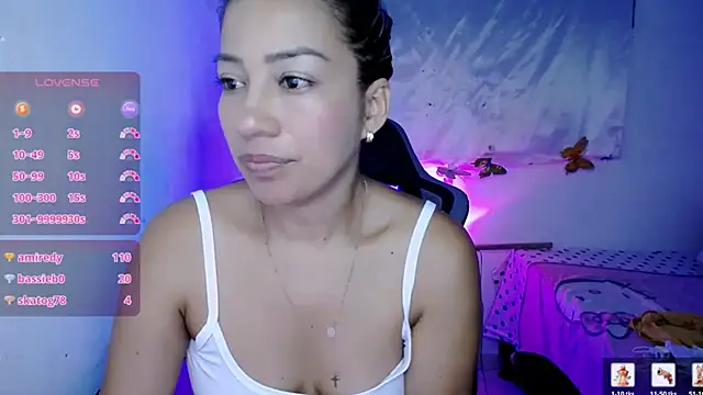 ninatiny's cam snapshot