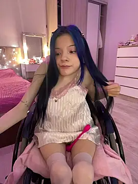 MiniSophiaa live sex cam