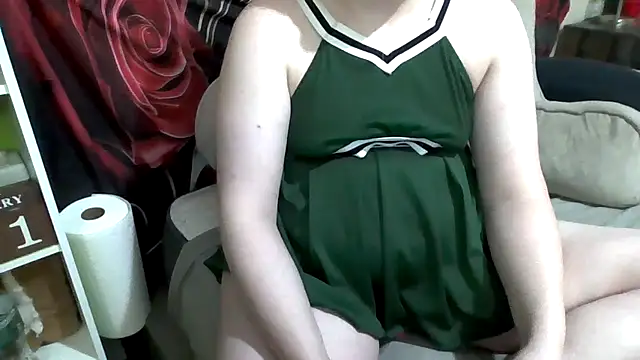 AverageRose's cam snapshot