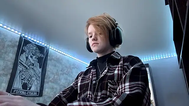 CutieGoga's cam snapshot